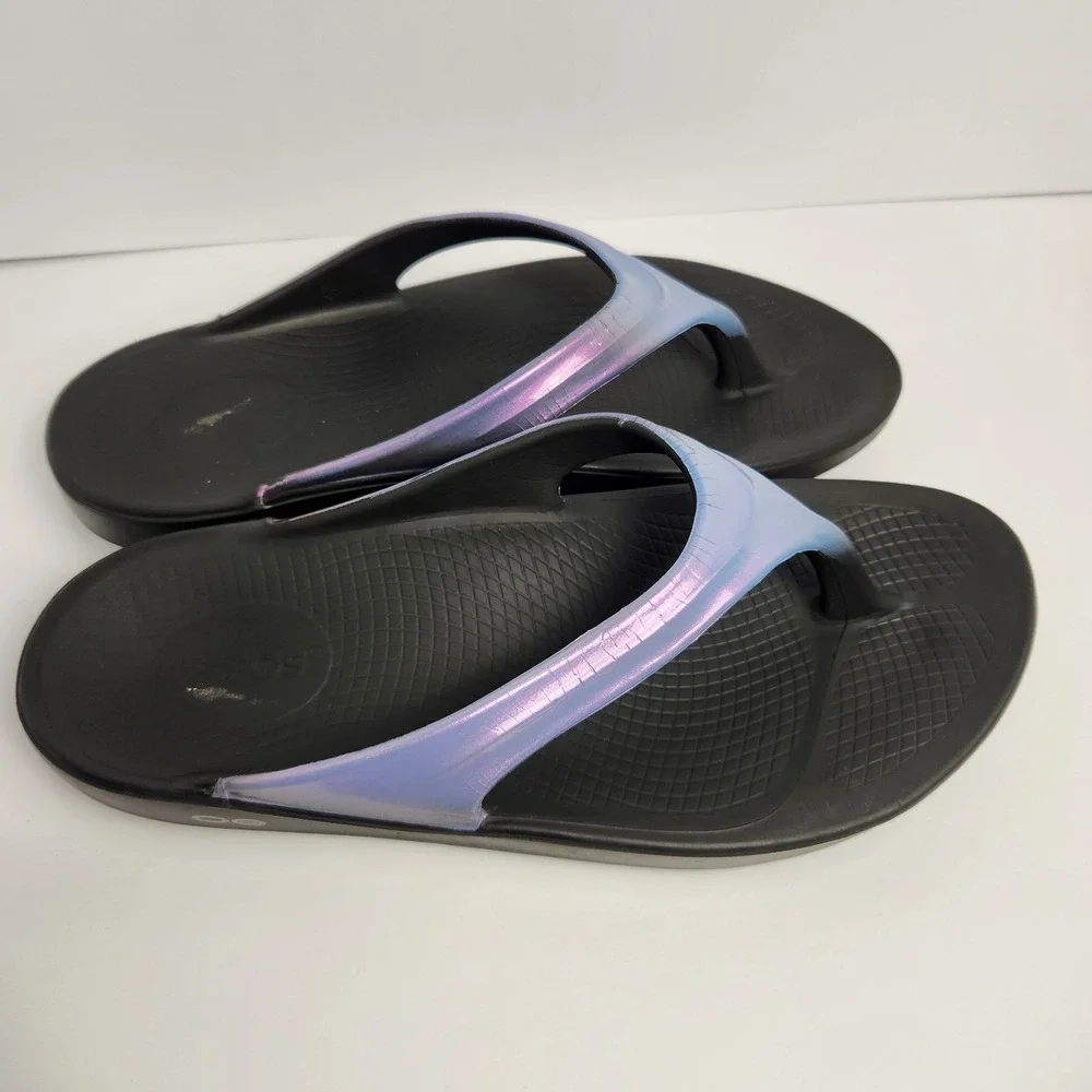 Oofos Oolala Women's Luxe Frost Sandals Size W9 - Picture 3 of 9